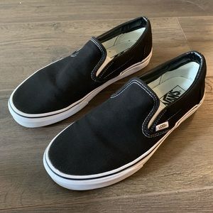 Black Slip-on Vans